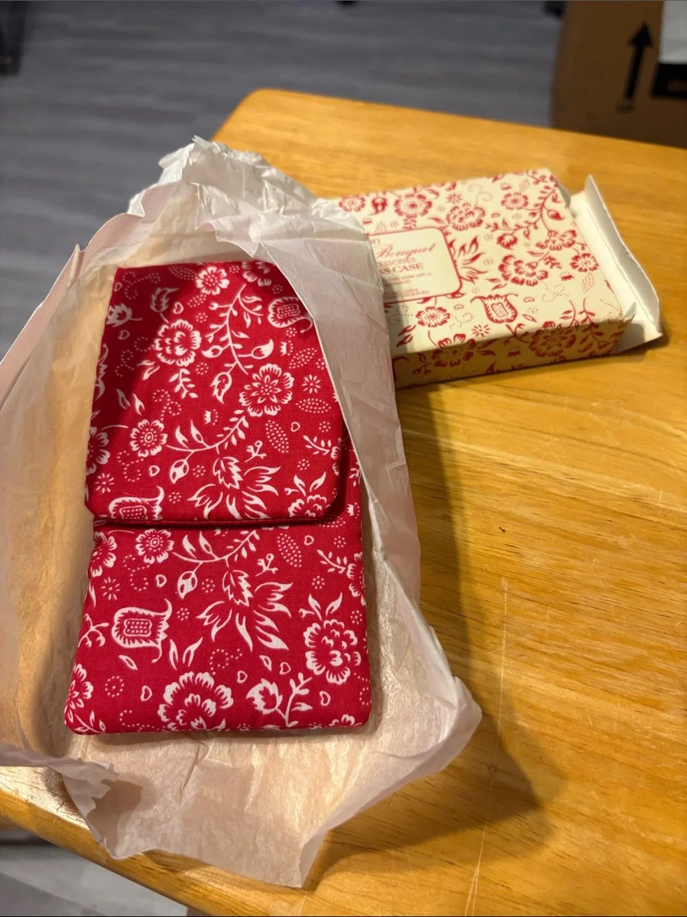 Avon Red and White Floral Sachets - Avon Home Accents